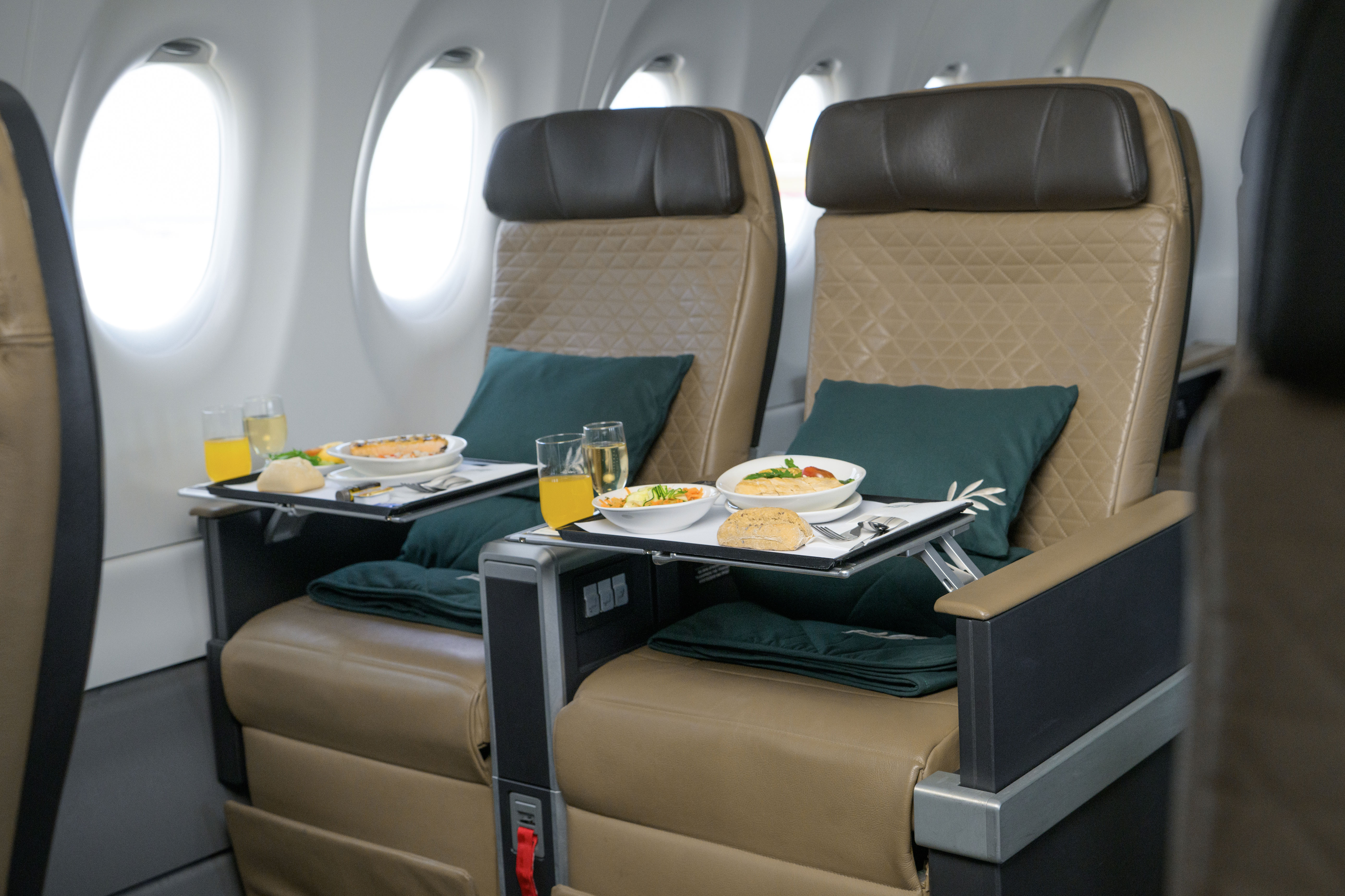 Business Class on Airbus A220